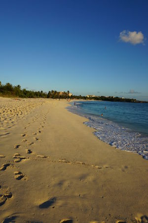 Pláž v zálive Mullett Bay