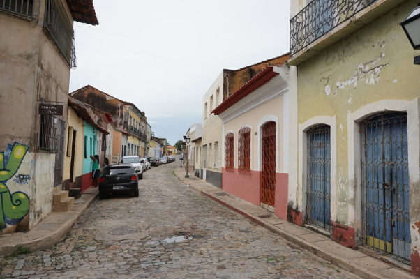 Zanedbané budovy v historickom centre São Luís