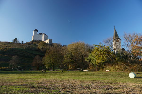 Hrad Gutenberg a Kostol sv. Mikuláša v Balzers