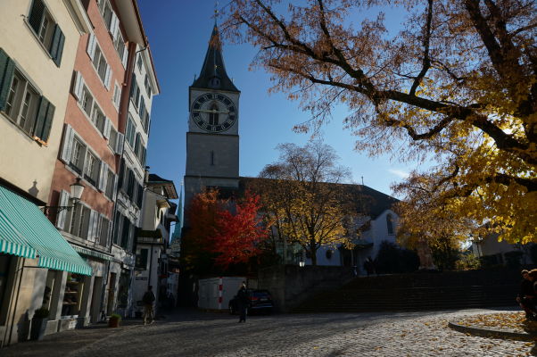 Kostol sv. Petra v Zürichu a veža s najväčšími hodinami v Európe