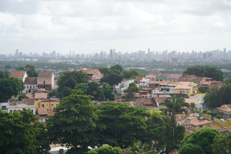 Koloniálna architektúra Olindy a moderná architektúra Recife