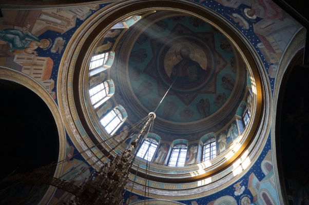 Kišiňovská katedrála - hlavná kupola vyobrazuje ako vždy obraz Krista Pantocratora (všemohúceho, vševládnuceho)