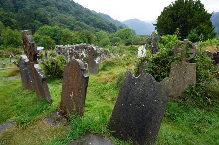 Cintorín v kláštore v Glendalough