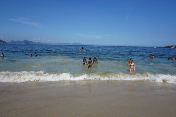 Pláž Copacabana v Riu de Janeiro