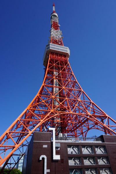 Tokyo Tower (Japonská rádiová veža) - najikonickejšia stavba mesta