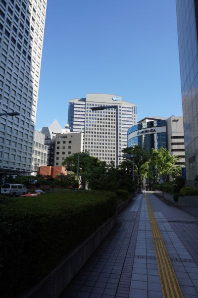 Budova metropolitnej vlády (Točó) v Tokiu - nachádza sa v biznisovej časti mesta, ktorá je mimo pracovných hodín dosť ľudoprázdna