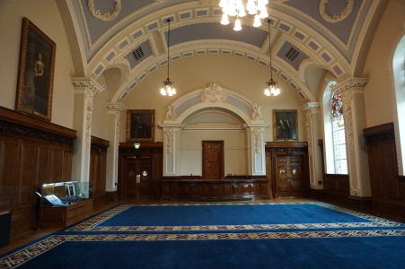 Najväčšia sála radnice určená pre oficiálne účely, najmä charitatívne