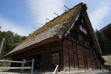 Drevený dom v skanzene Hida no Sato
