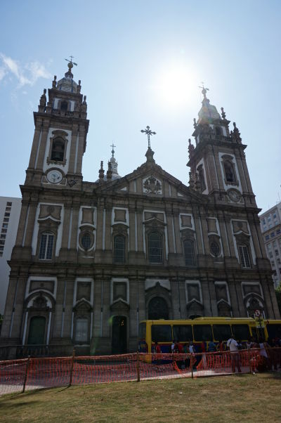Chrám Candelárie z 18. storočia v historickom centre Ria de Janeiro