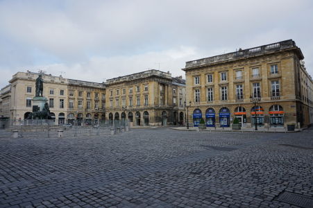 Námestie Place Royale v Reims
