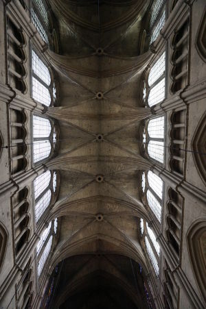 Stropná klenba katedrály Notre-Dame v Reims