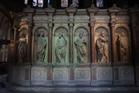 Bazilika sv. Remigia v Reims - Relikviár s pozostatkami svätca
