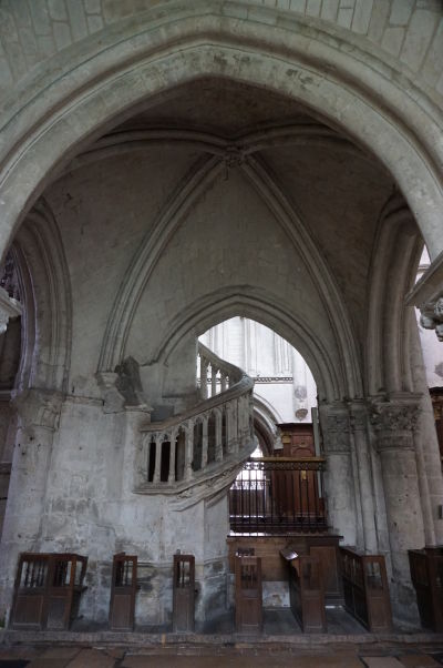Kostol sv. Magdalény (Église Sainte-Madeleine) v Troyes - Staré lavice