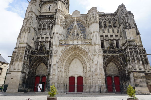 Katedrála sv. Petra a Pavla v Troyes