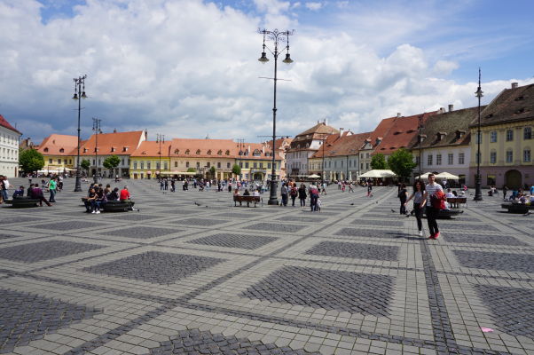 Veľké námestie (Piața Mare) v Sibiu - hlavné námestie v meste