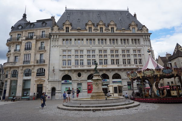Námestie Place François-Rude v Dijone