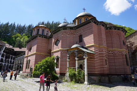 Hlavný kostol na nádvorí kláštora v Rile