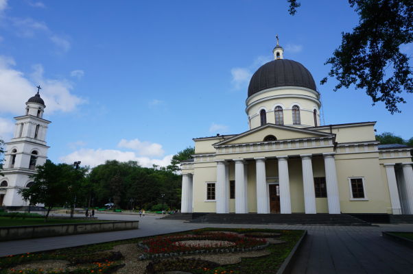 Kišiňovská katedrála s oddelenou zvonicou