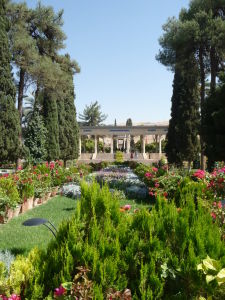 Hrob básnika Hafeza v záhrade Masulla