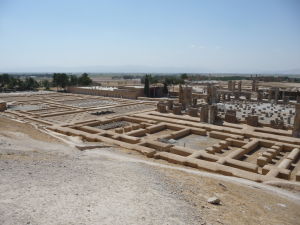 Pohľad na Persepolis od kráľovských hrobiek