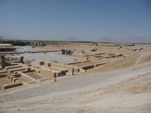 Pohľad na Persepolis od kráľovských hrobiek