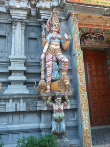 Hinduistický chrám Sri Muthumariamman Kovil