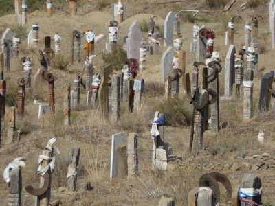 Cintorín s kozími rohami v Nohure