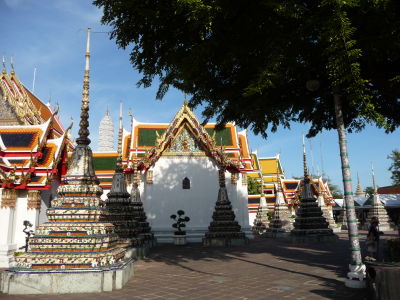Phra Chedi Rai - Vežičky s popolom členov kráľovskej rodiny
