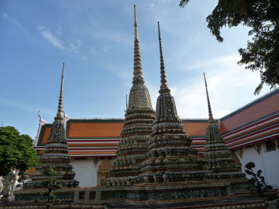 Phra Chedi Rai - Vežičky s popolom členov kráľovskej rodiny