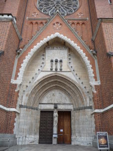 Uppsalská katedrála - Vstupný portál