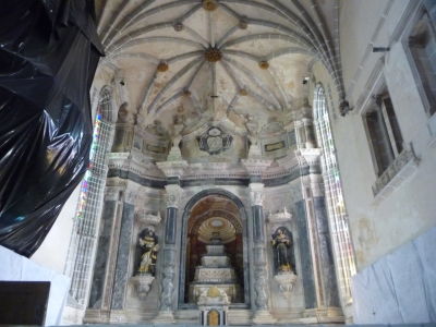 Hlavný oltár v Chráme sv. Františka