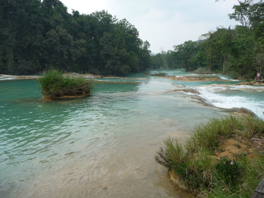 Kaskády Agua Azul v Mexiku