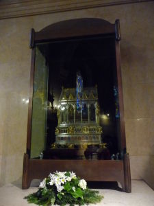 Bazilika sv. Štefana - Relikviár s rukou sv. Štefana