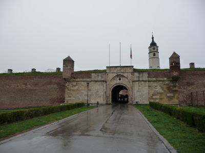 Vstup do pevnosti Kalemegdan - Istanbulská (Stambol) brána a Veža s hodinami (Sahat kula)