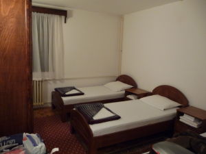 Penzión pri kláštore Studenica - V každej izbe sú 3 postele