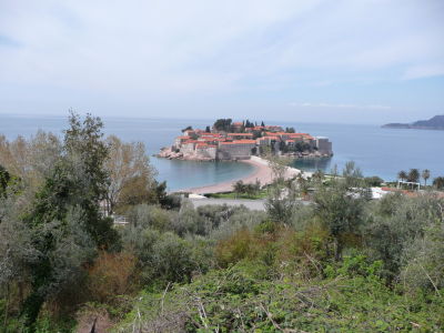 Ostrovček s dedinkou Sveti Stefan