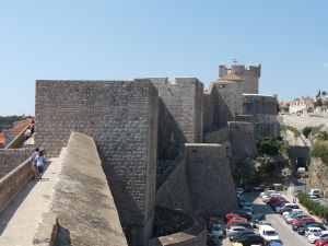 Opevnenie mesta Dubrovník je masívne