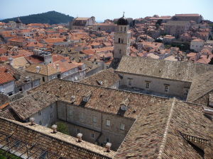 Pohľad na Dubrovník z hradieb mesta