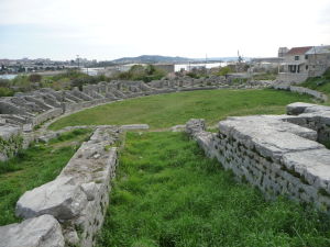 Zvyšky rímskeho amfiteátra z 2. storočia