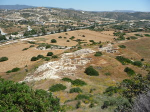 Pohľad z akropoly starovekého mesta Amathus