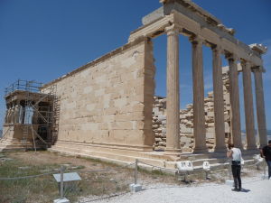 Erechtheion - Iónske stĺpy