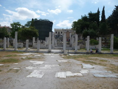 Rímska agora - Antické stĺpy