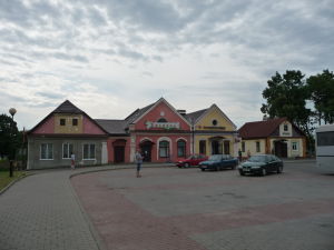 Hlavné námestie v dedinke Mir