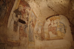 Fresky chrámu sv. Viliama vytesaného v skale