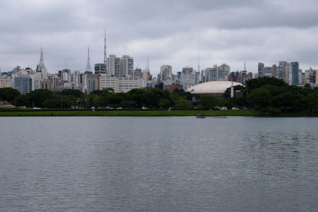 Pohľad na São Paulo z parku Ibirapuera