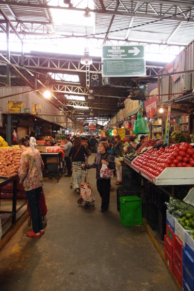 La Vega - najväčšia mestská tržnica v Santiagu de Chile - výber je obrovský