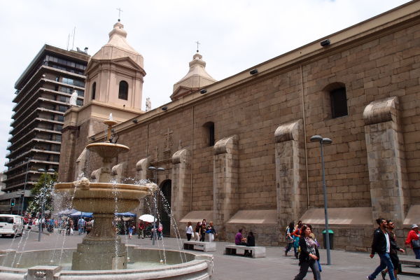 Dominikánsky chrám Santo Domingo v Santiagu de Chile