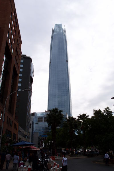 Gran Torre Santiago - Najvyššia budova Južnej Ameriky v Santiago de Chile