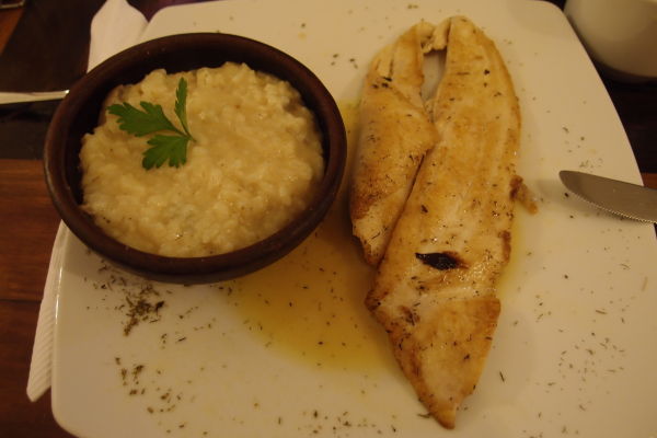 Grilovaná ryba (reineta) s ryžou