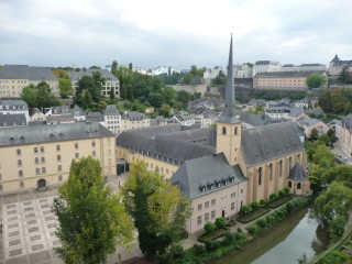 Opátstvo Neumünster a Chrám sv. Jána